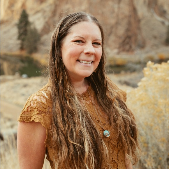 Meet the Posher Other - Meet your Posher, Dayna